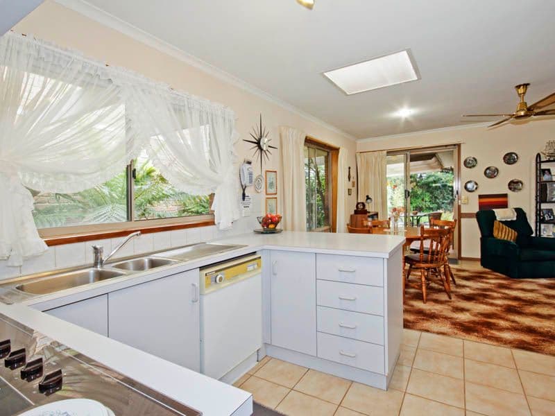 6 Mayfield Court, GROVEDALE VIC 3216, Grovedale - Thumbnail 3