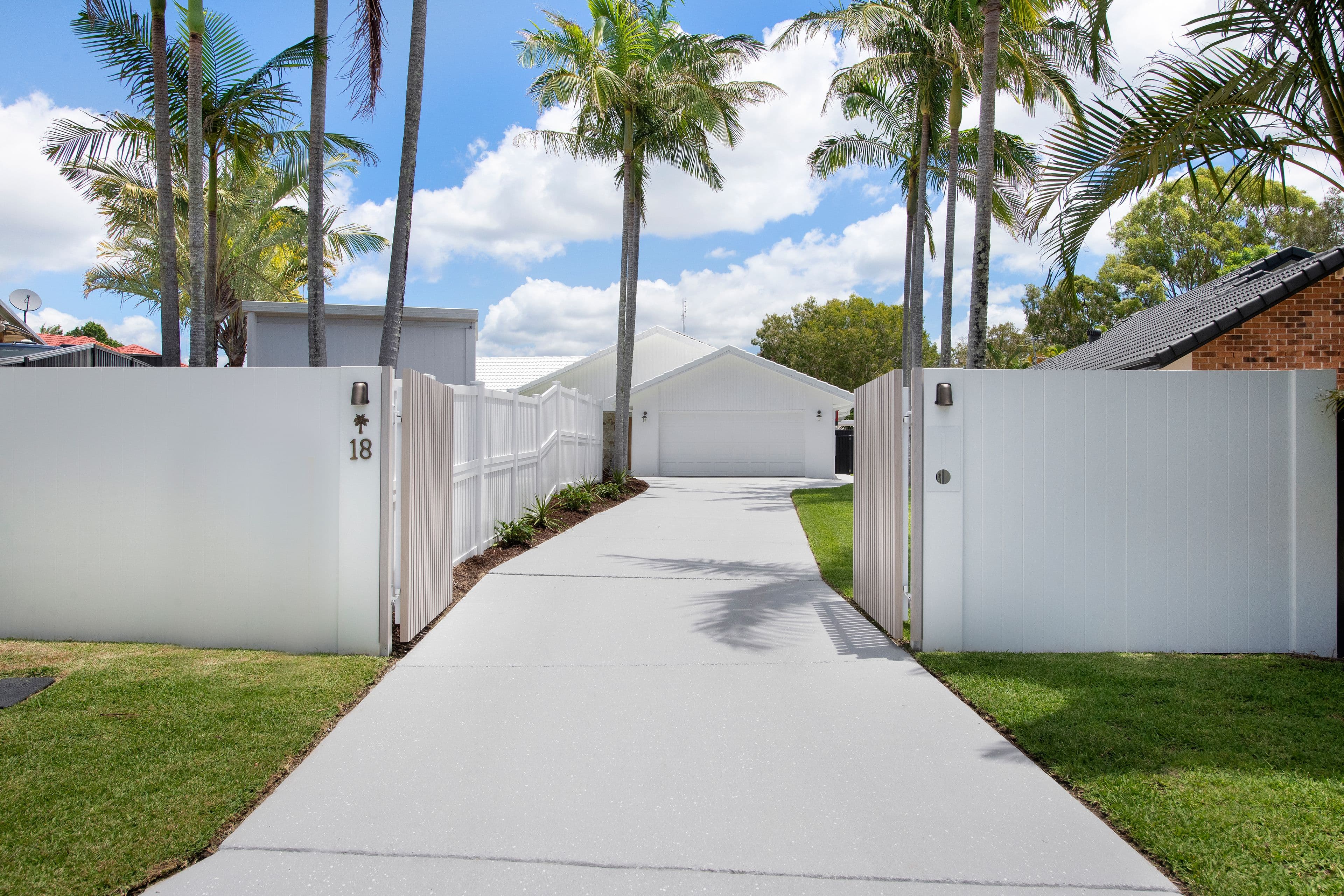 18 Carrum Court, Robina QLD 4226, Robina - Thumbnail 2