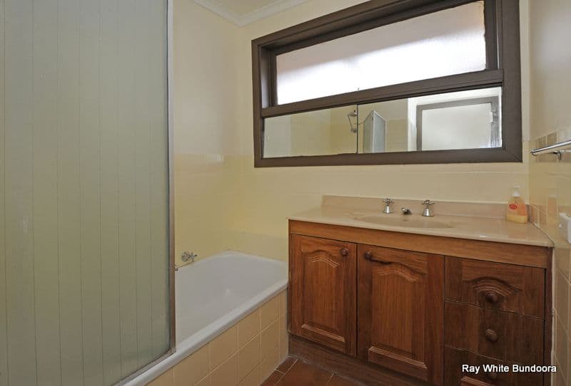 10 Hermitage Crescent, Bundoora VIC 3083, Bundoora - Thumbnail 7