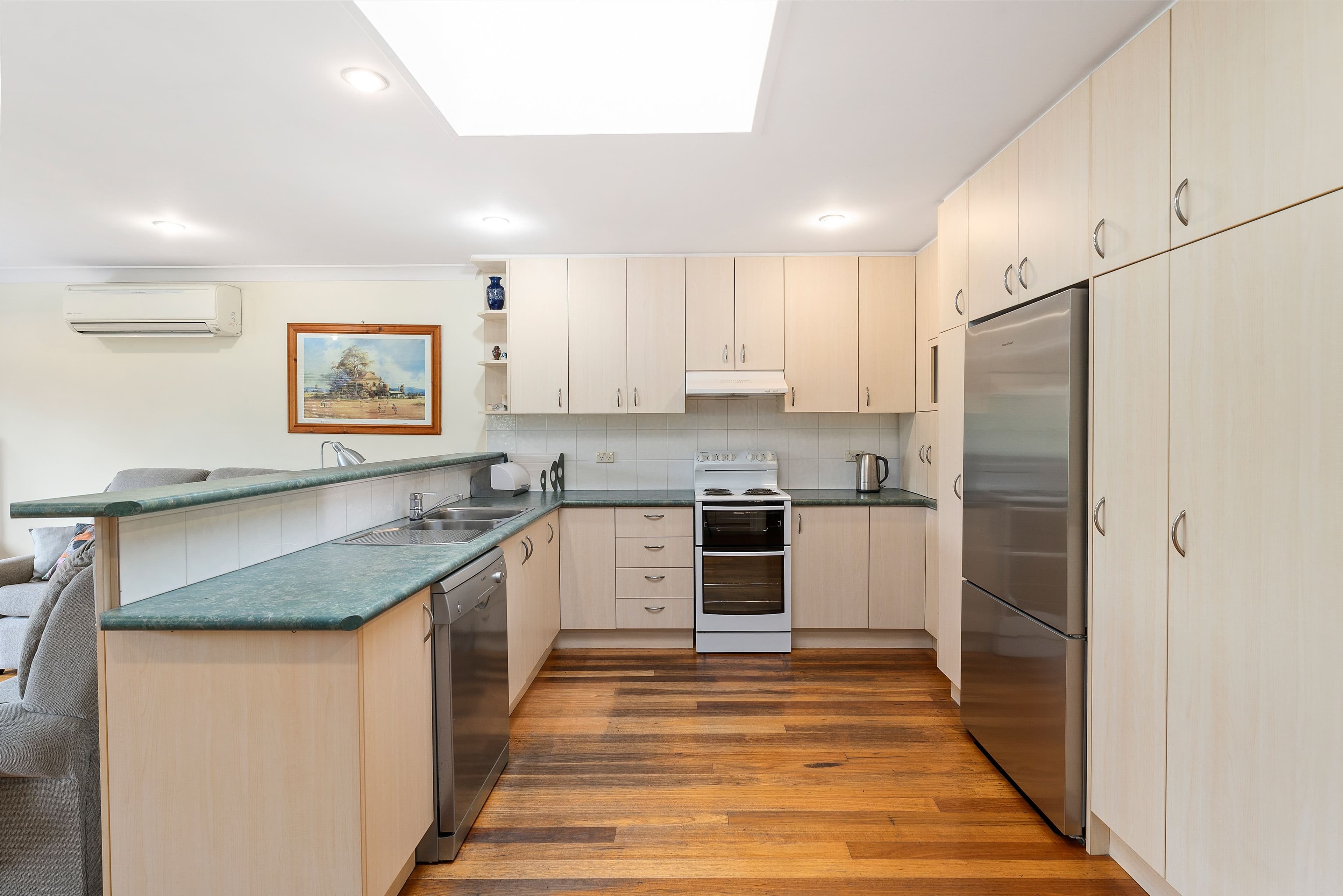 56 Hillcrest Avenue, Hurstville Grove NSW 2220, Hurstville Grove - Thumbnail 8