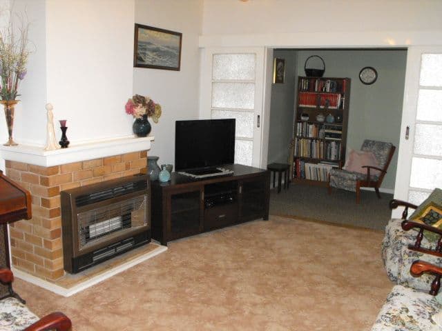 38 Mitchell Street, PARKES NSW 2870, Parkes - Thumbnail 5