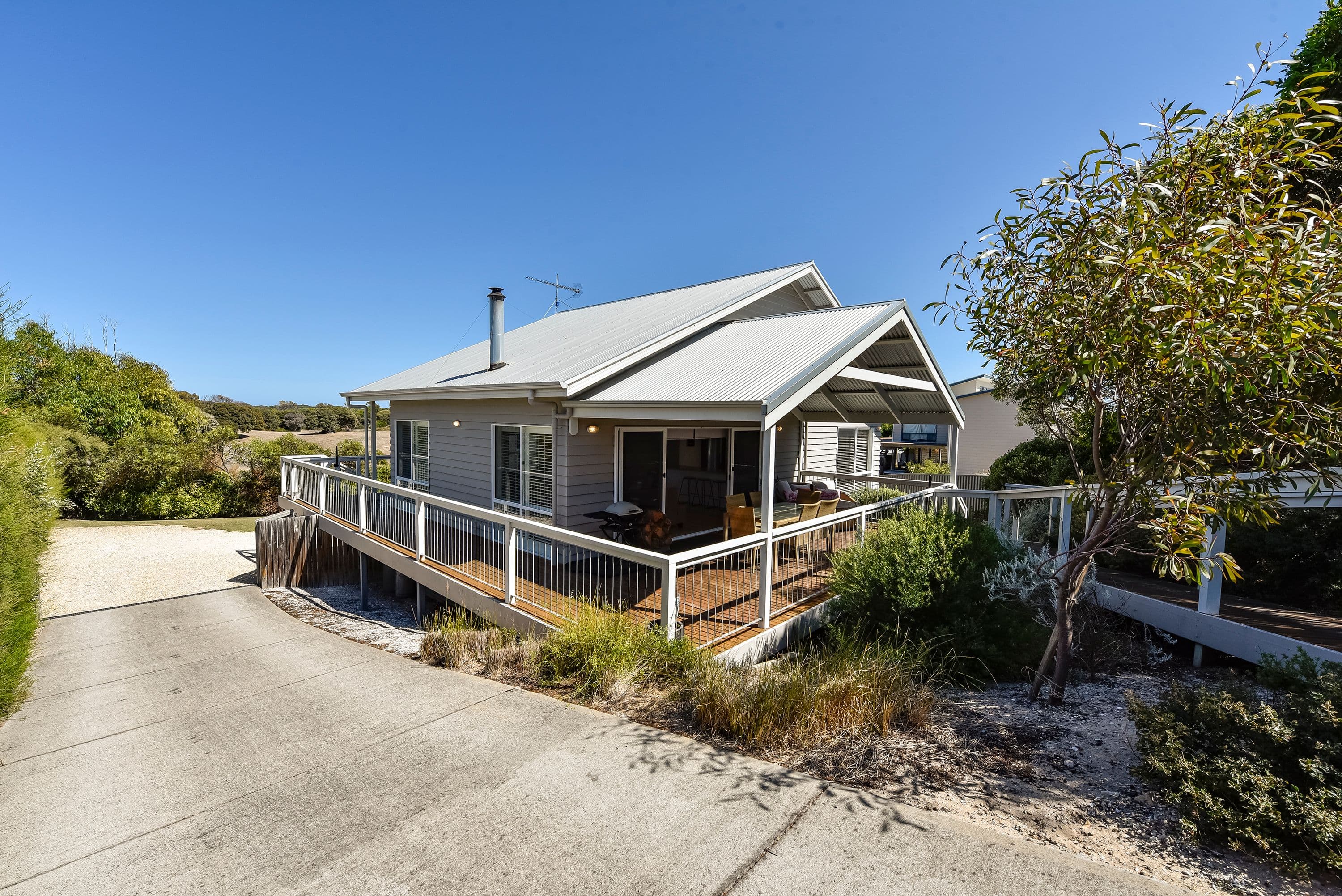 17 Woolundry Road, Robe SA 5276, Robe - Image 1