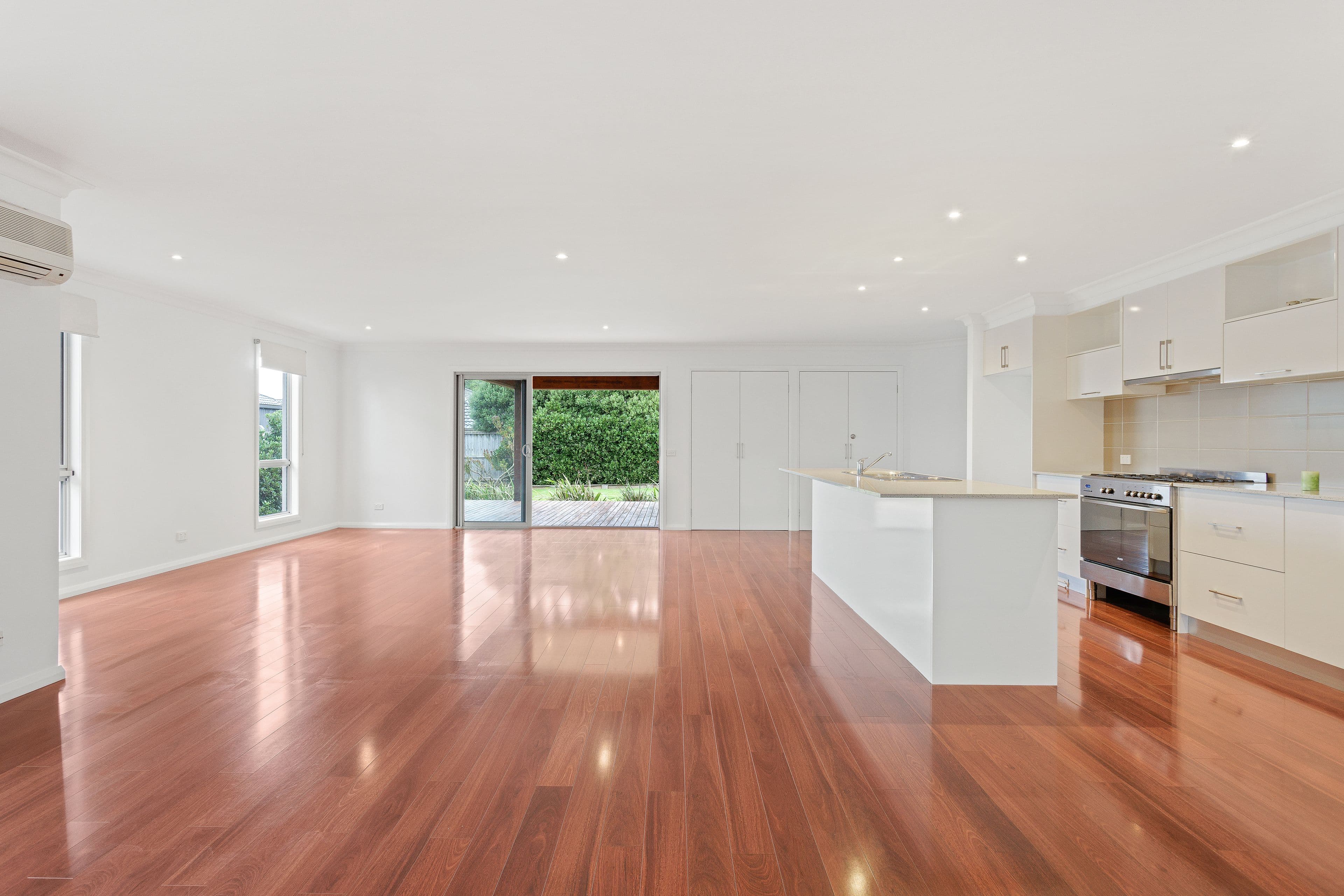 35 Seagrove Way, Cowes VIC 3922, Cowes - Thumbnail 2