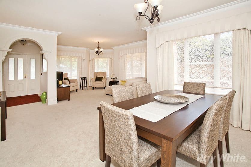 29 Lindwall Street, Glen Waverley VIC 3150, Glen Waverley - Thumbnail 2