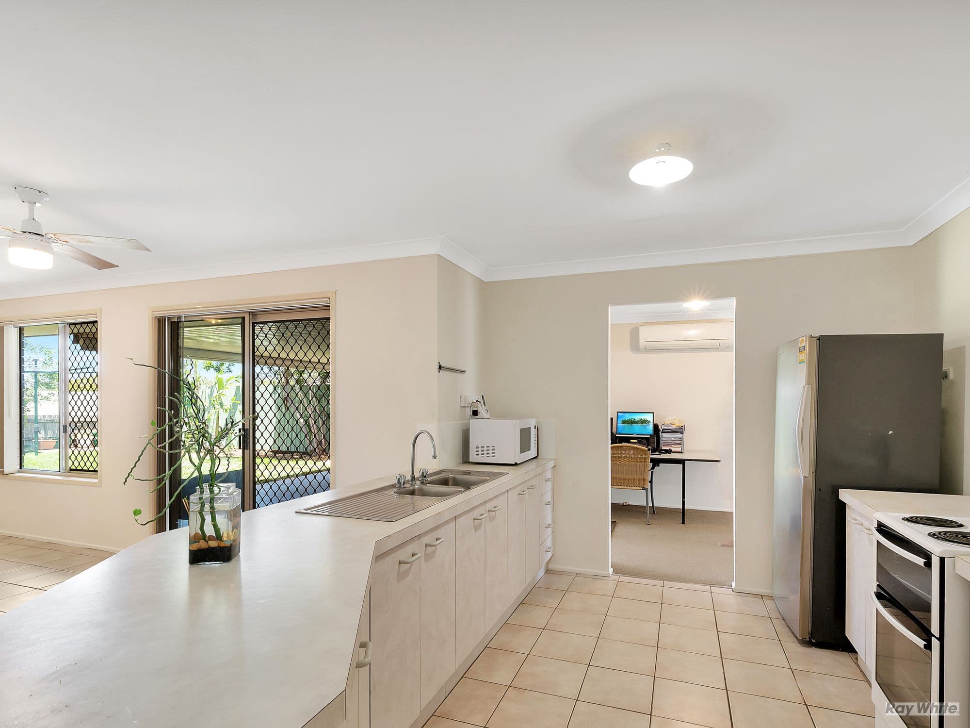 25 Peachface Crescent, Springfield QLD 4300, Springfield - Thumbnail 4
