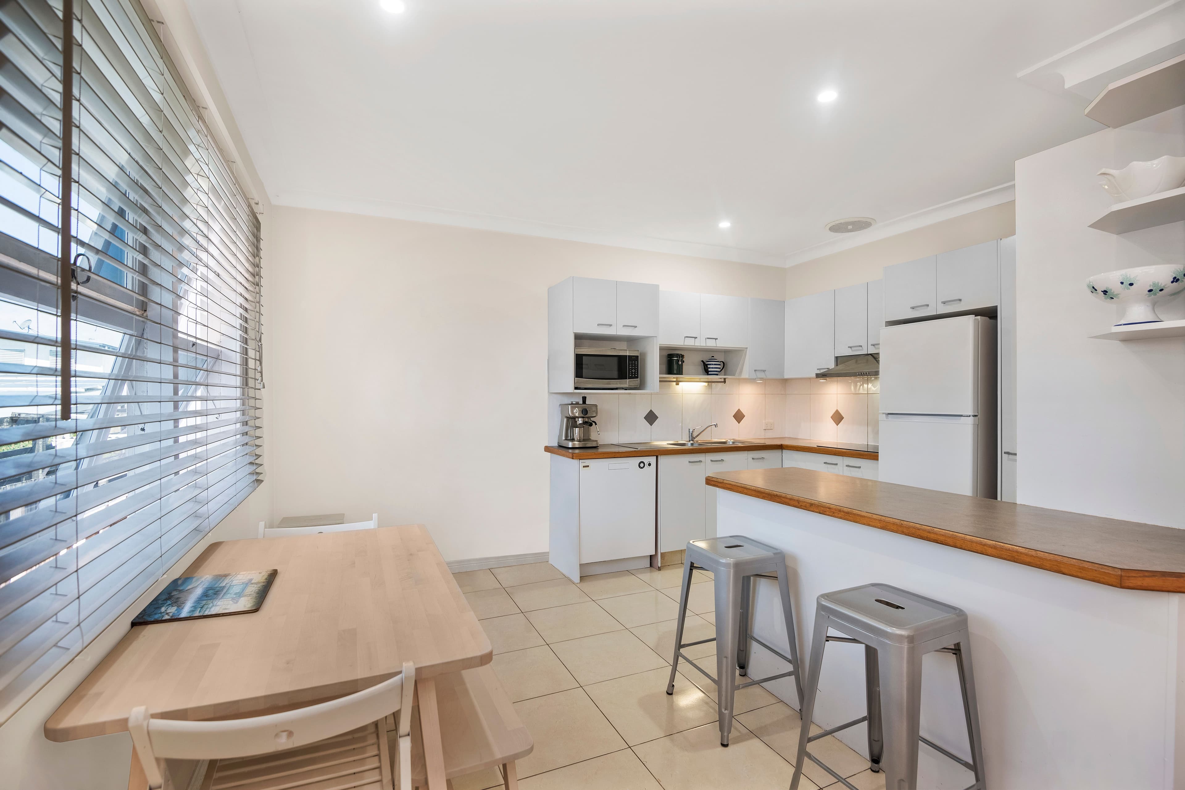 22 First Avenue, Palm Beach QLD 4221, Palm Beach - Thumbnail 2
