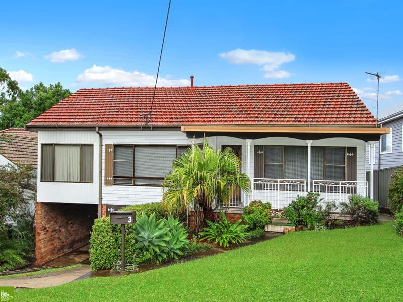 3 Pooraka Avenue, West Wollongong NSW 2500, West Wollongong - Image 1