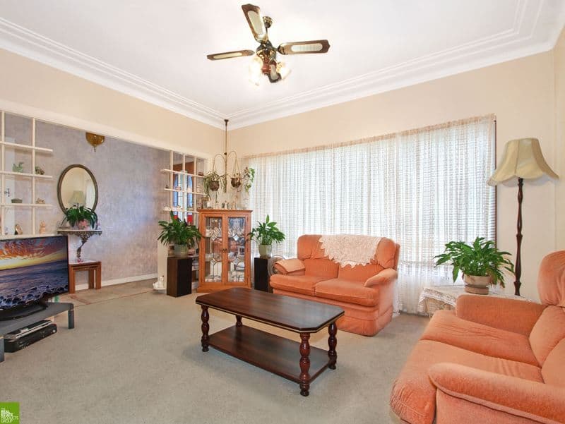 3 Pooraka Avenue, West Wollongong NSW 2500, West Wollongong - Thumbnail 2