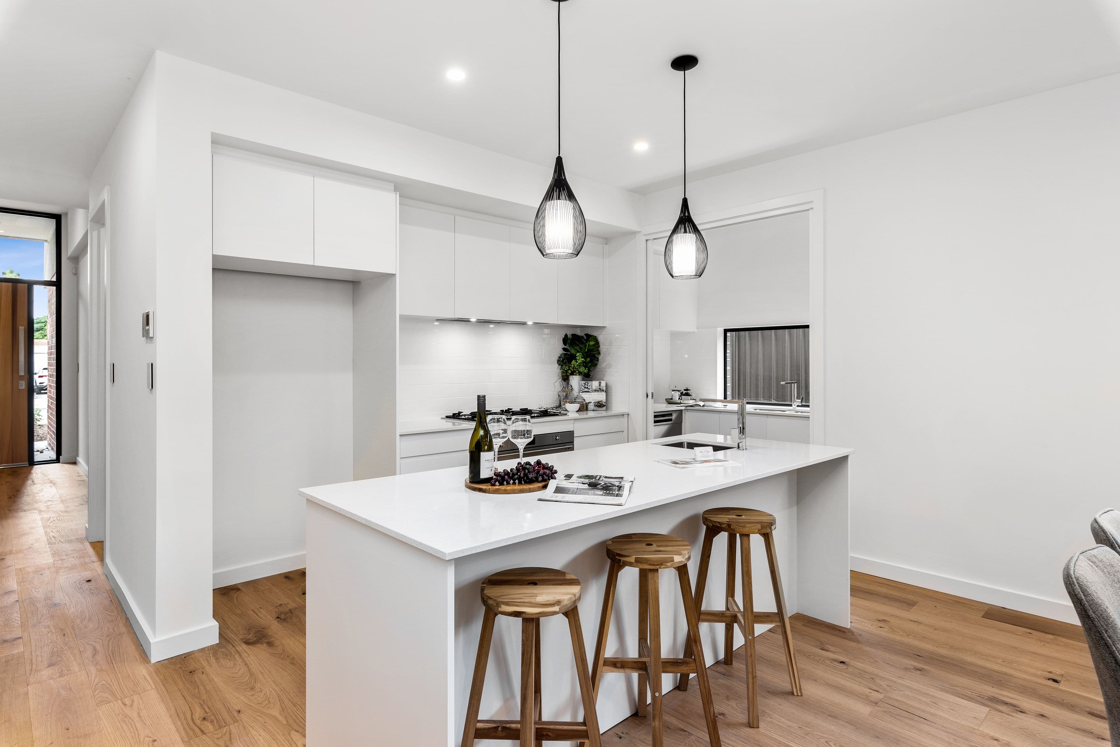 11 Whiteleaf Crescent, Glengowrie SA 5044, Glengowrie - Thumbnail 2