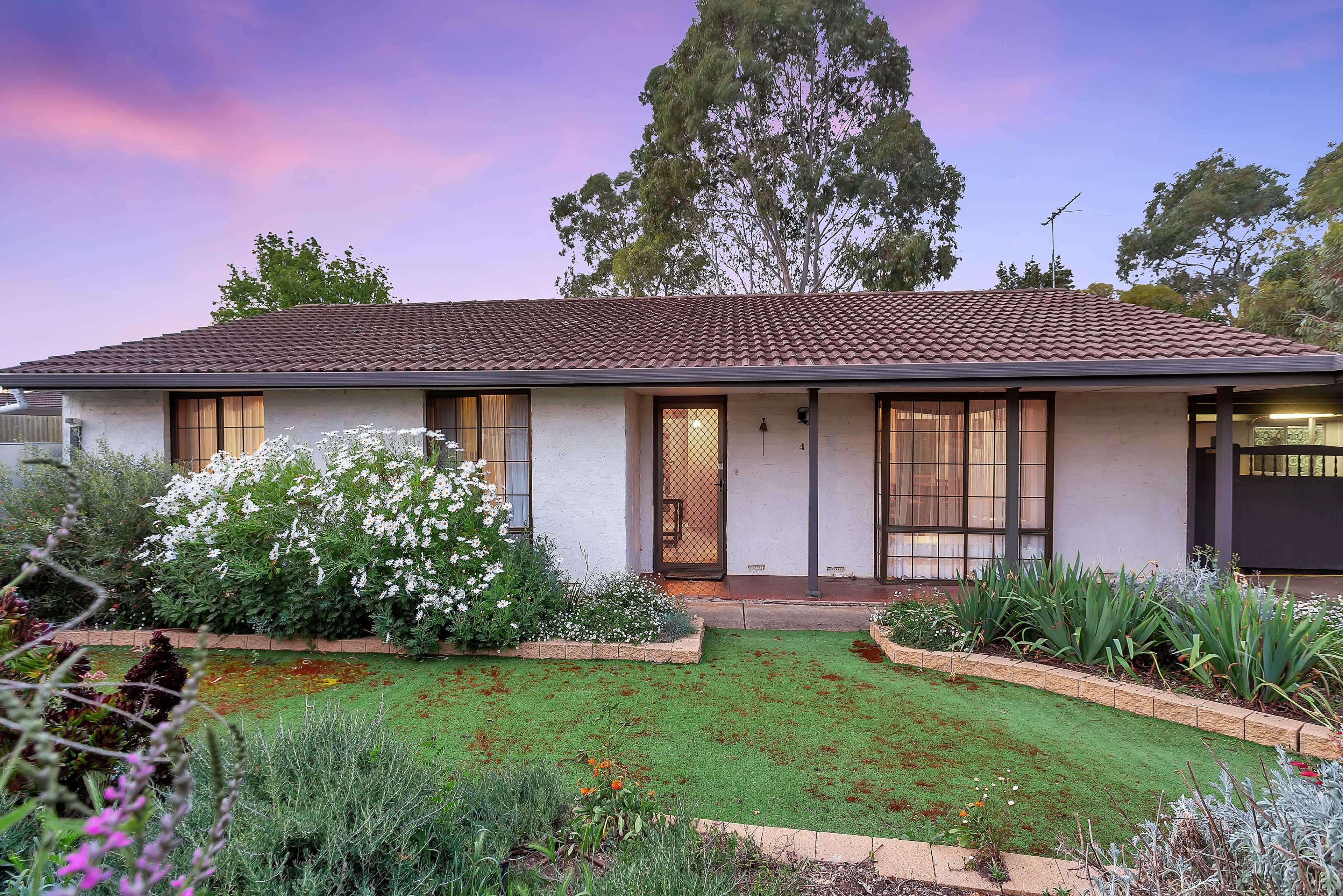 2/9 Gilda Street, Maidstone - Image 1