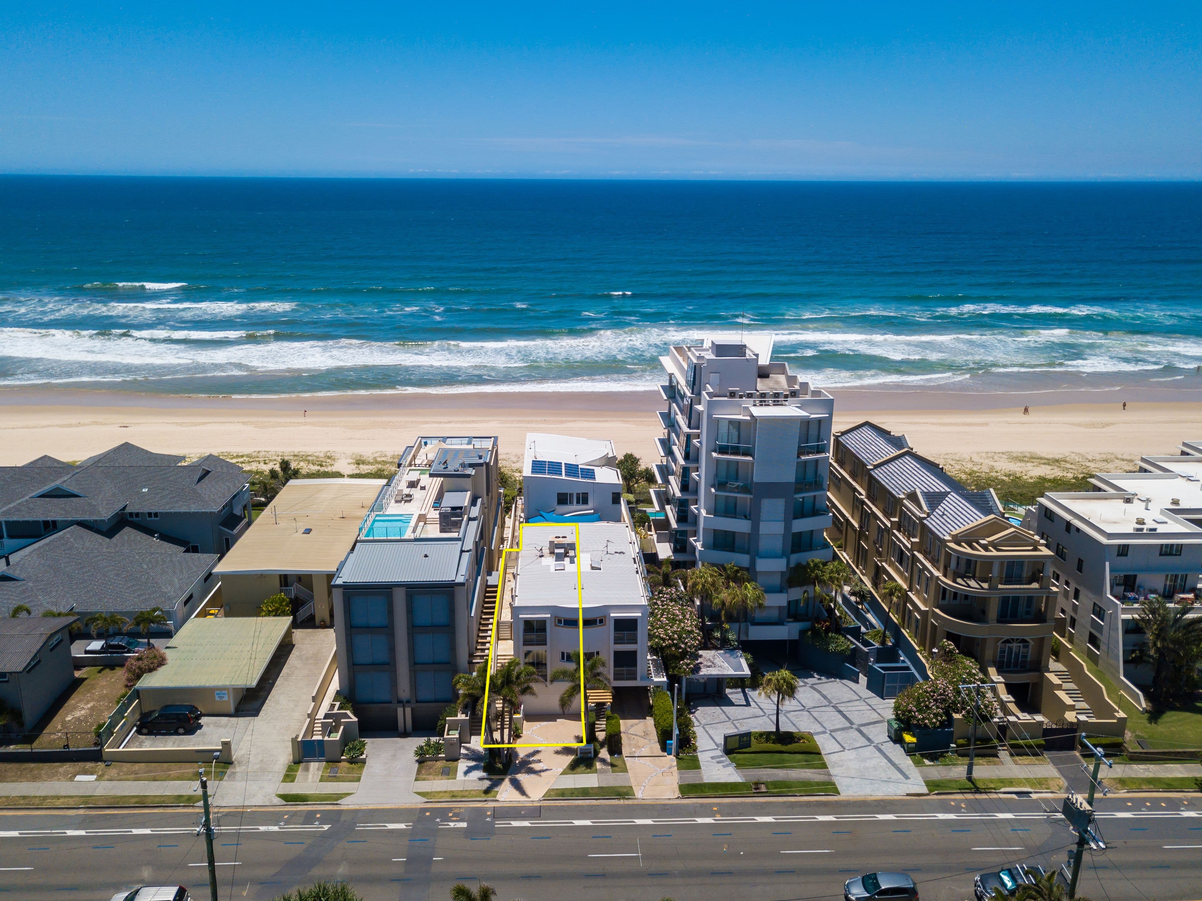 105A Albatross Avenue, Mermaid Beach QLD 4218, Mermaid Beach - Thumbnail 2