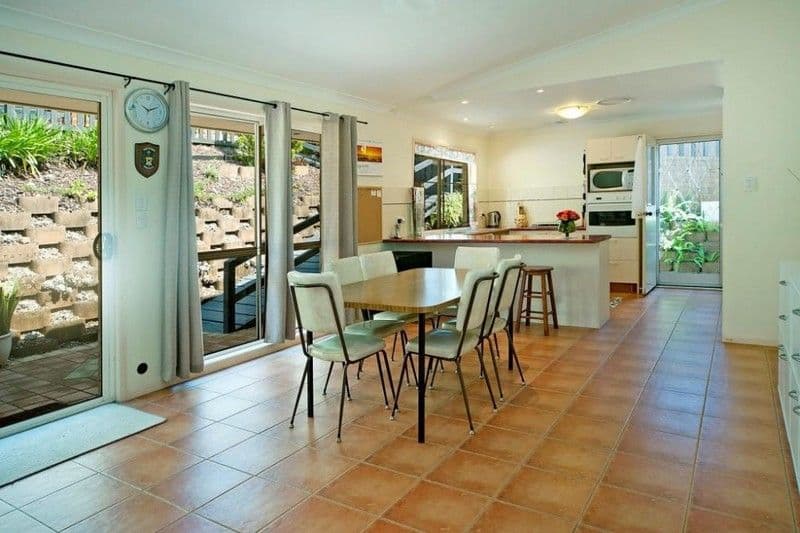 8 Clipperton Ch, PACIFIC PINES QLD 4211, Pacific Pines - Thumbnail 4