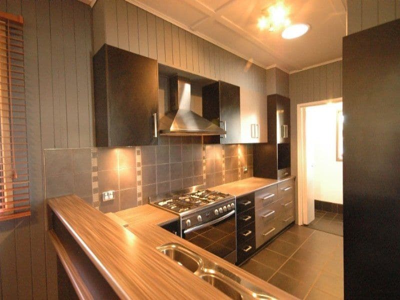 19 Victory Street, Newtown QLD 4350, Newtown - Thumbnail 3