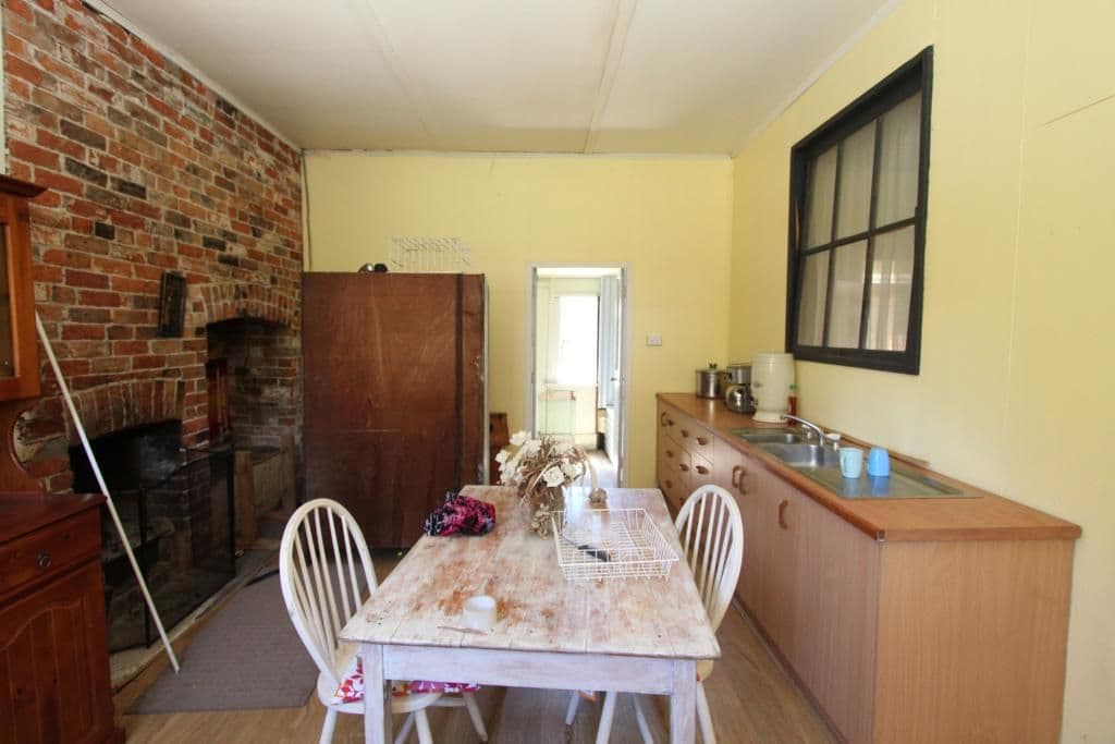 125 Douglas, TENTERFIELD NSW 2372, Tenterfield - Thumbnail 6