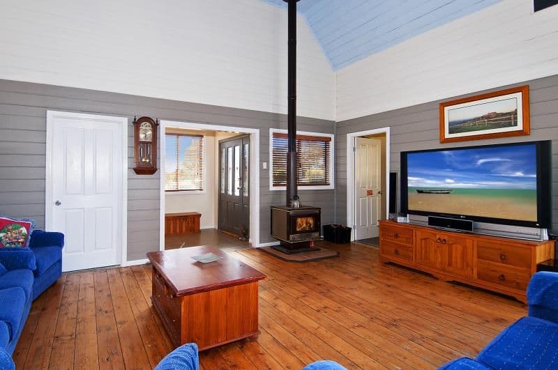 4 Robertson Street, HELENSBURGH NSW 2508, Helensburgh - Image 1