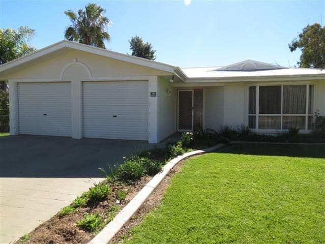 19 Alexander Avenue, ROMA QLD 4455, Roma - Image 1