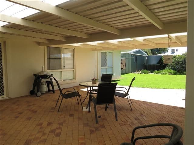 19 Alexander Avenue, ROMA QLD 4455, Roma - Thumbnail 6