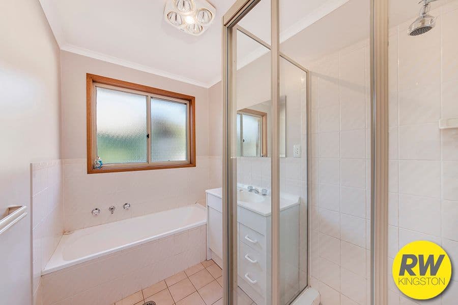 24 Beazley Crescent, Calwell ACT 2905, Calwell - Thumbnail 8