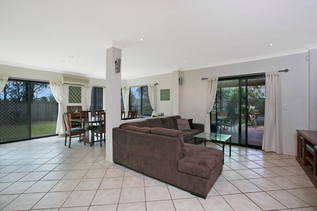 76 Senden Crescent, MANLY WEST QLD 4179, Manly West - Thumbnail 4