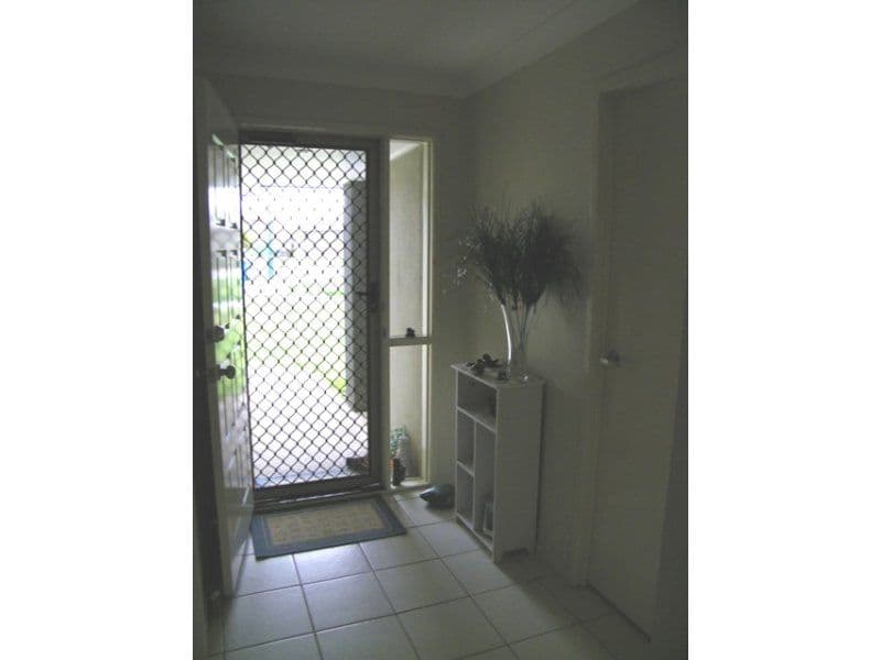 25 Bosswood Court, YAMANTO QLD 4305, Yamanto - Thumbnail 2
