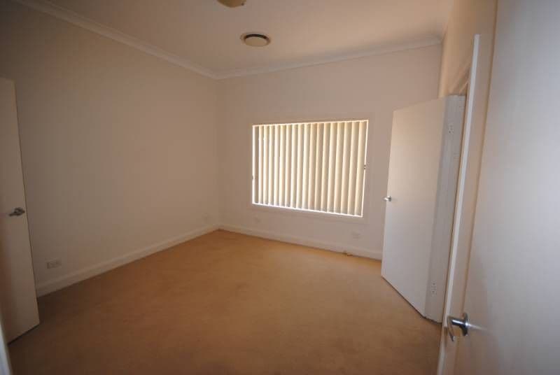 26 Boonah Street, GRIFFITH NSW 2680, Griffith - Thumbnail 5