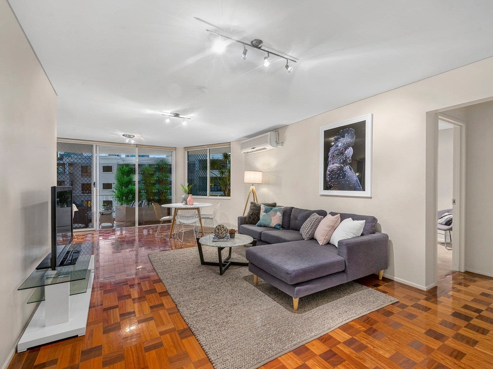 16 Bright Street, Kangaroo Point QLD 4169, Kangaroo Point - Thumbnail 2