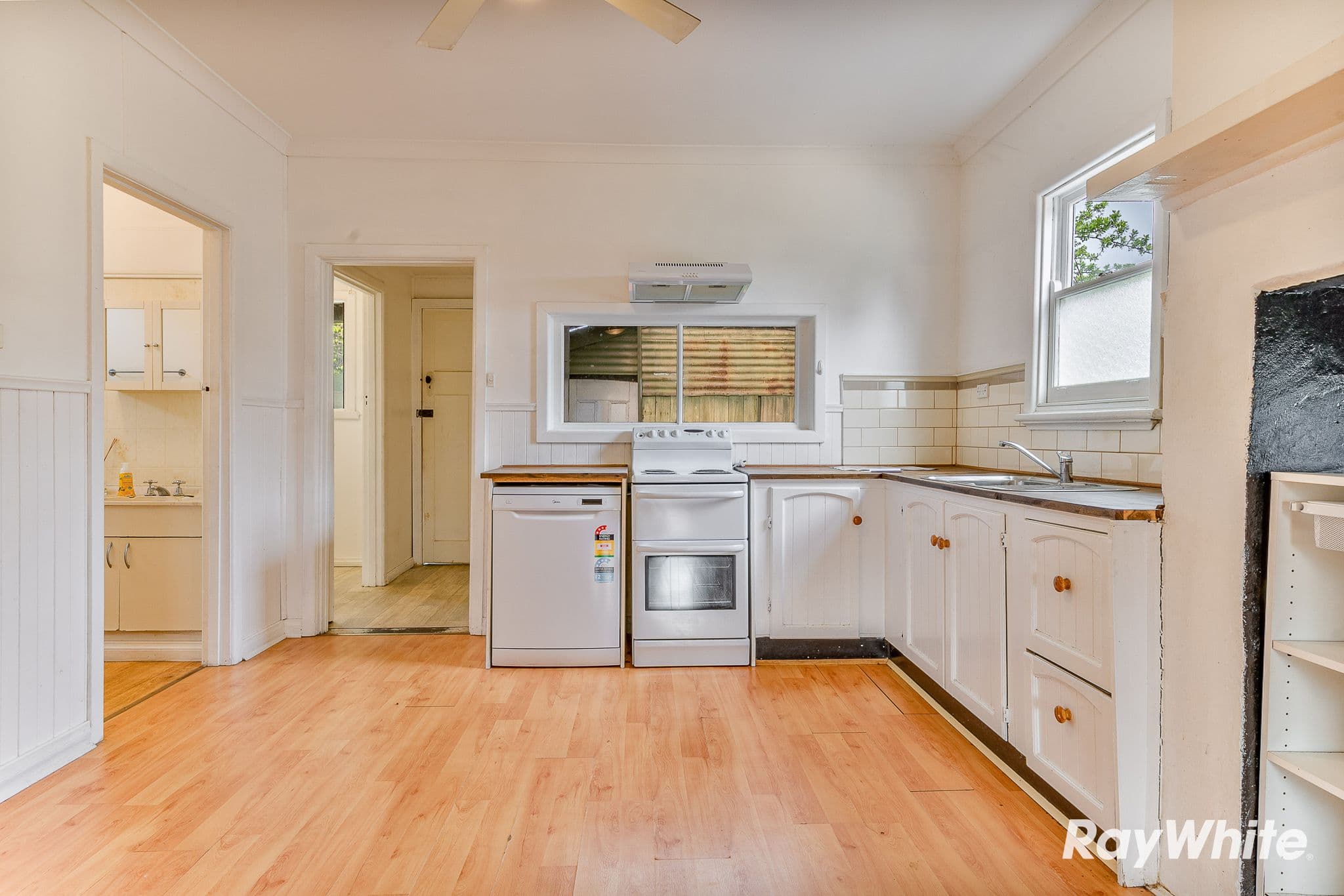 4 Barrell Street, Eaglehawk VIC 3556, Eaglehawk - Thumbnail 5