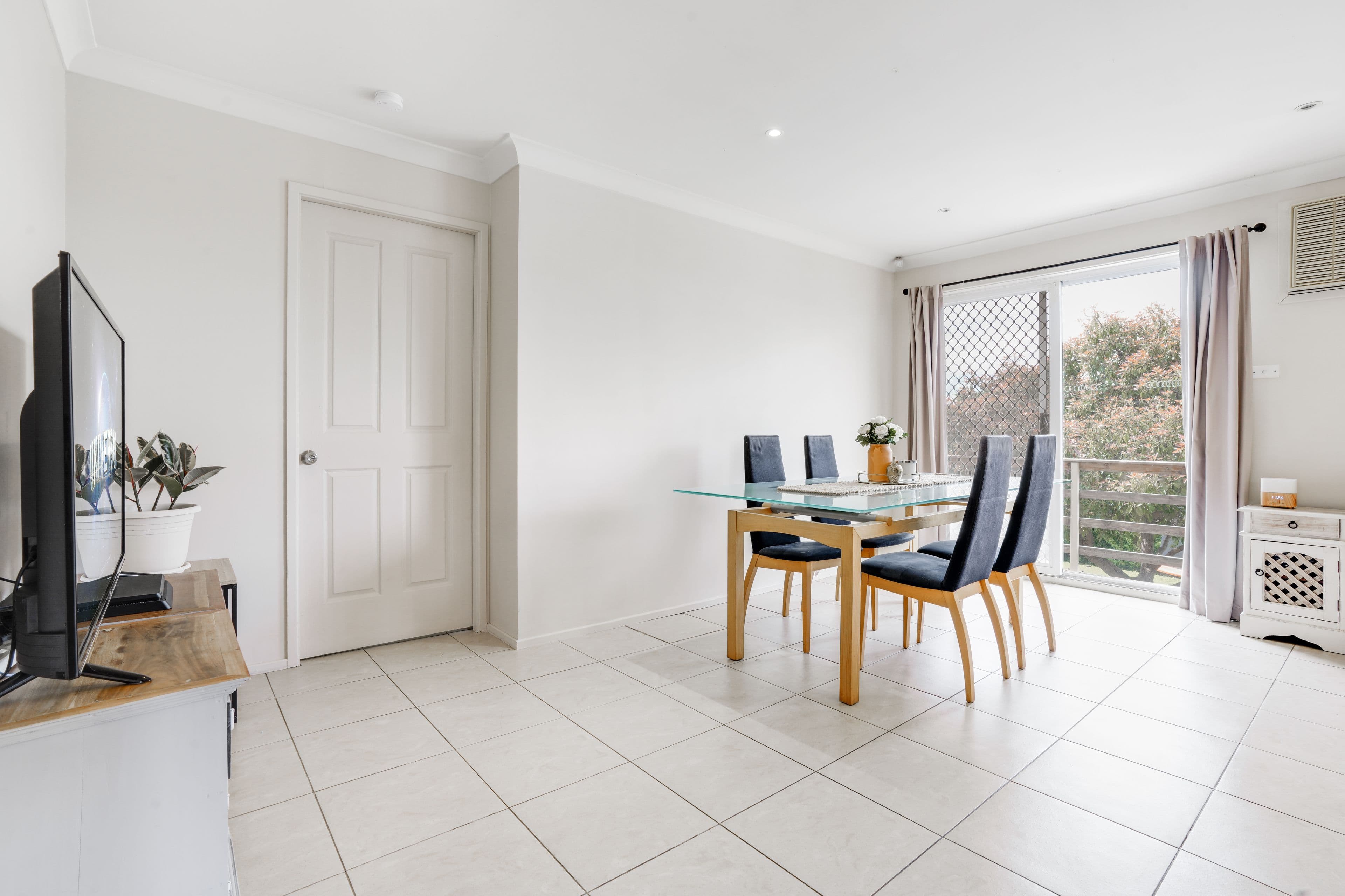 76 Crispsparkle Drive, Ambarvale NSW 2560, Ambarvale - Thumbnail 4