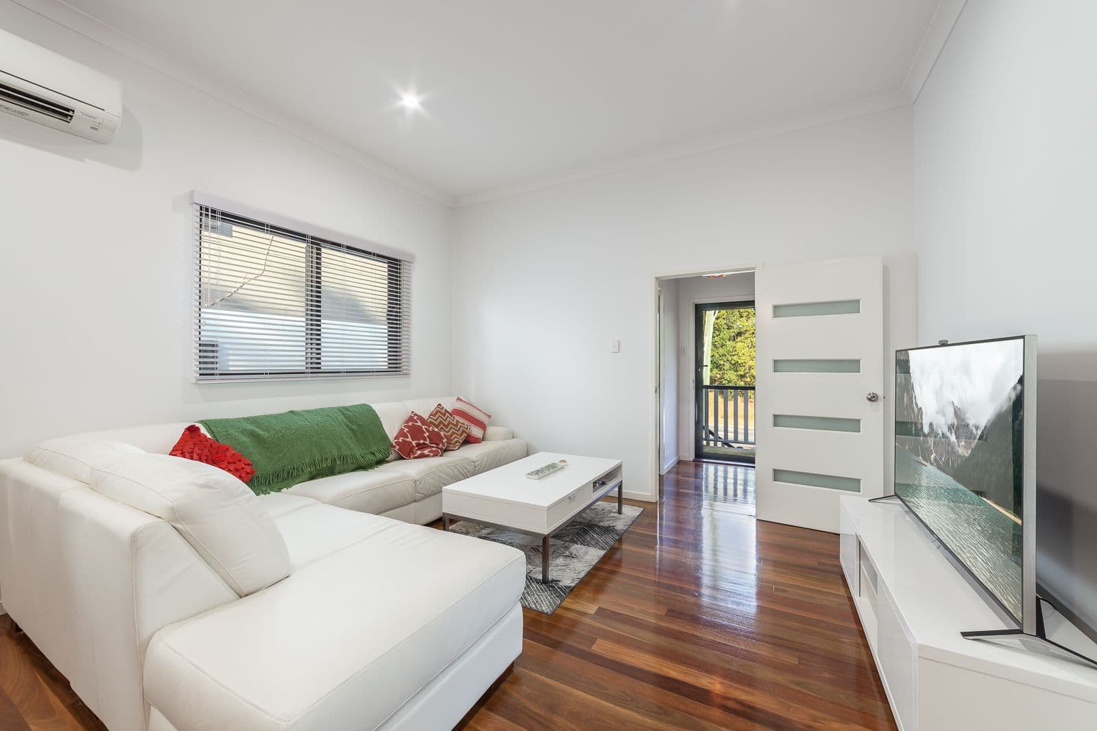 17 Duke Street, Annerley QLD 4103, Annerley - Thumbnail 2
