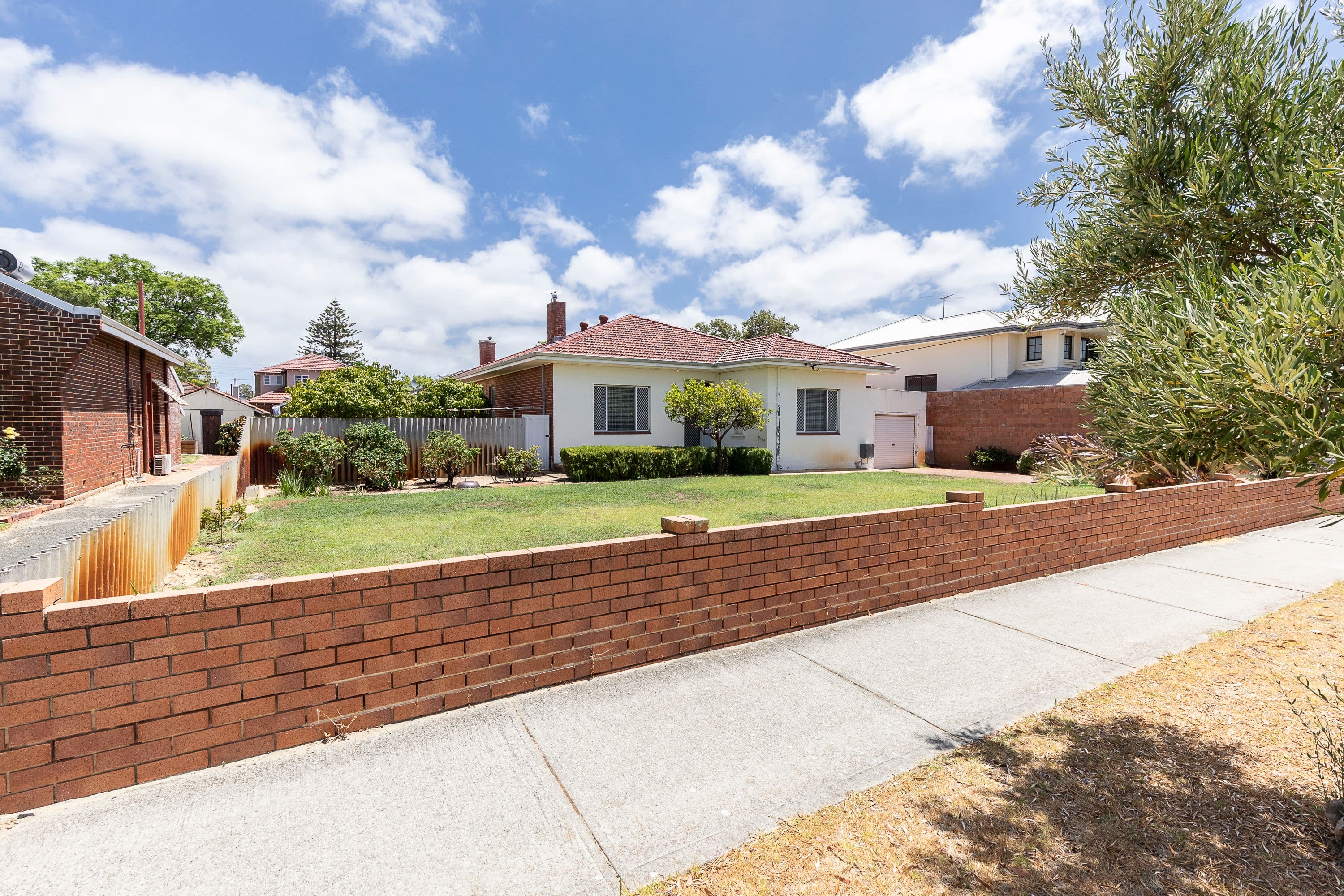 113 Fairfield Street, Mount Hawthorn WA 6016, Mount Hawthorn - Thumbnail 3