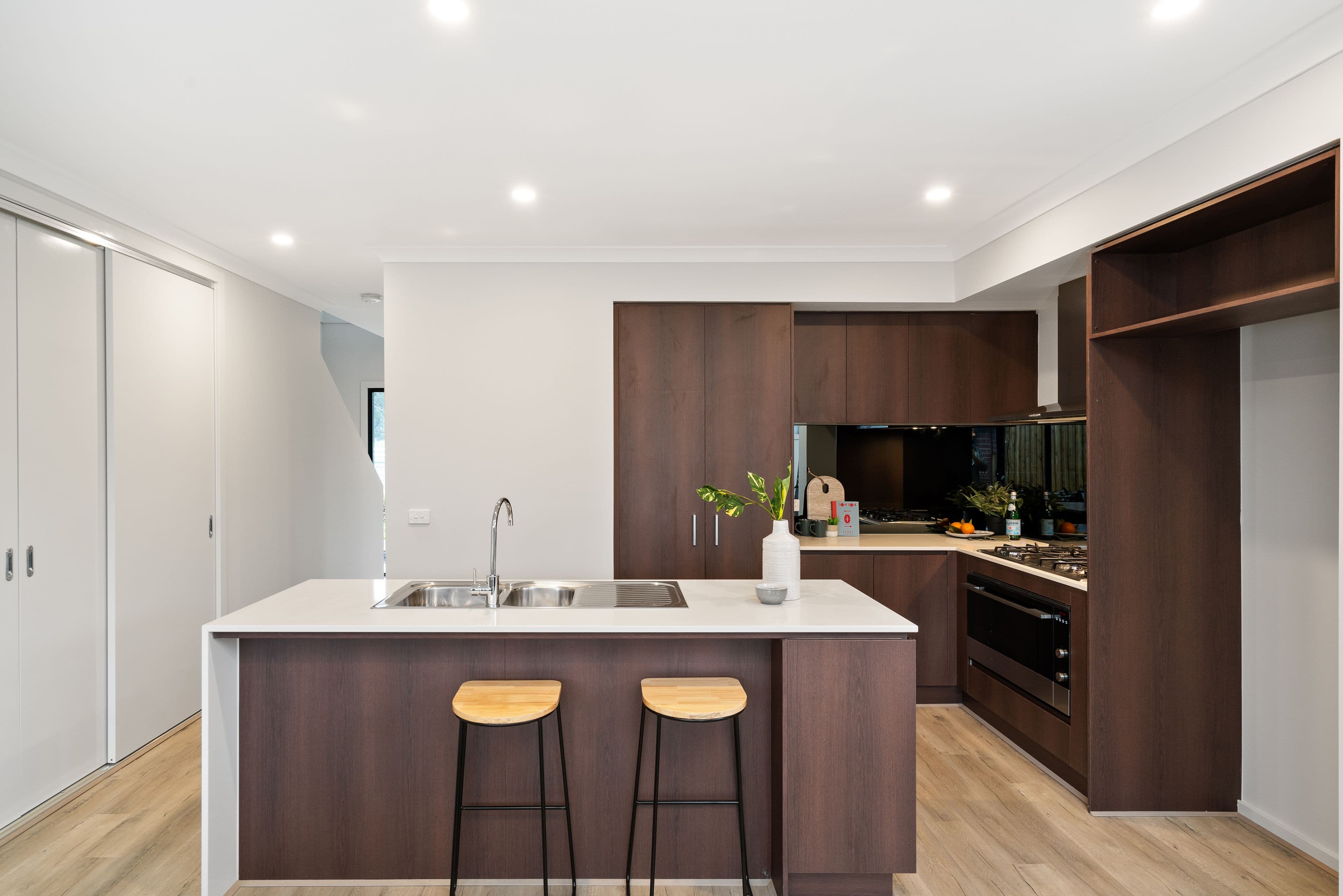 1 Chariot Walk, Sunbury VIC 3429, Sunbury - Thumbnail 2