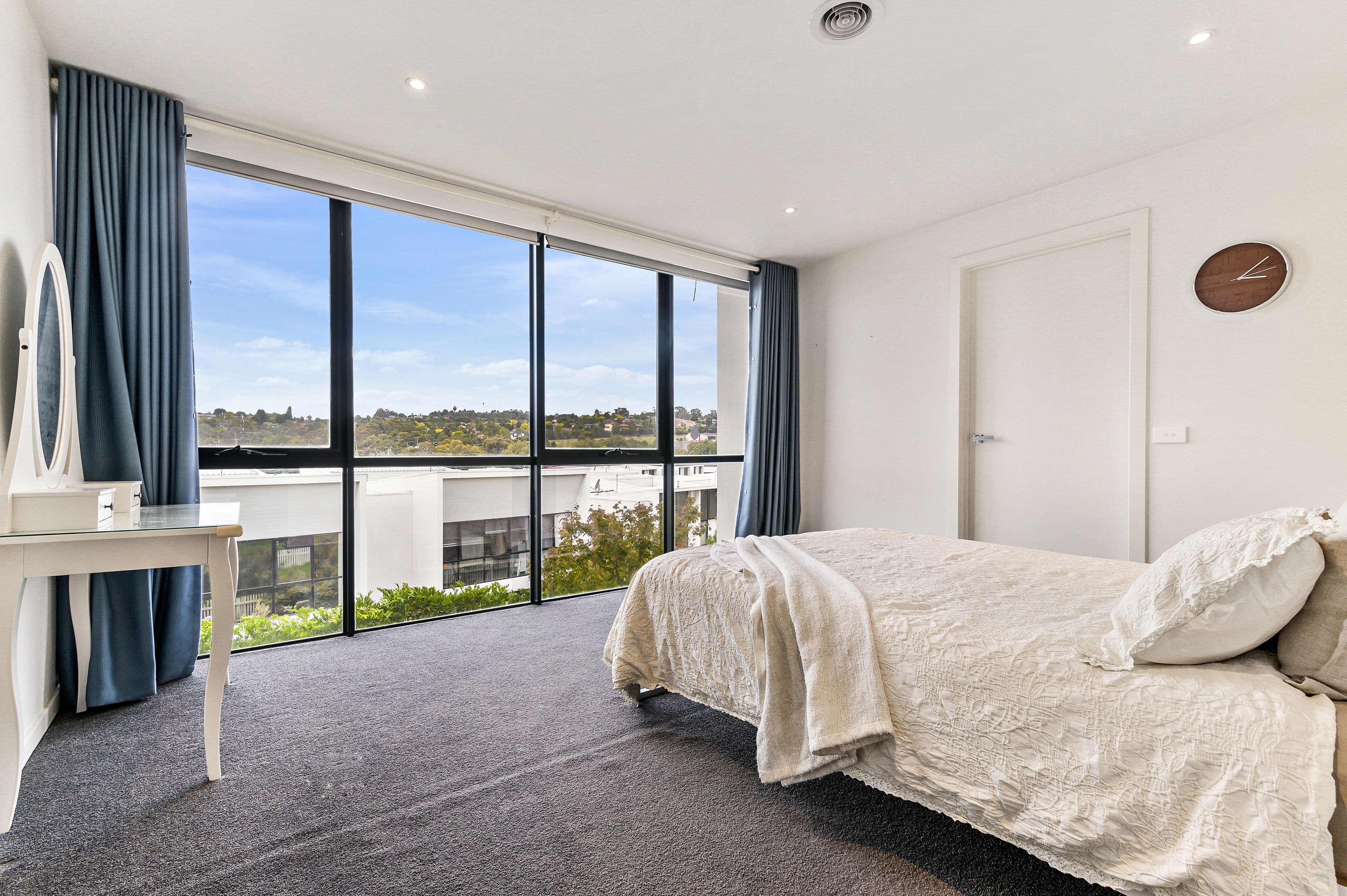 3 Bardaster Boulevard, Chirnside Park VIC 3116, Chirnside Park - Thumbnail 5