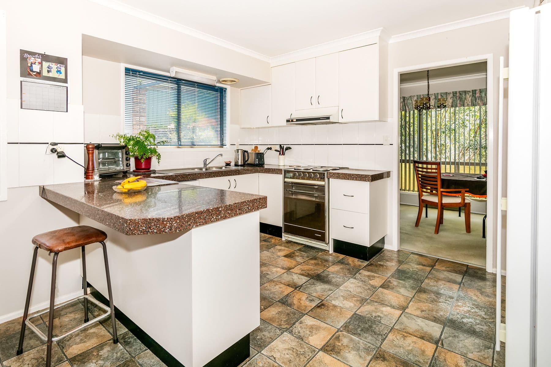 32 Osanna Street, Daisy Hill QLD 4127, Daisy Hill - Thumbnail 2