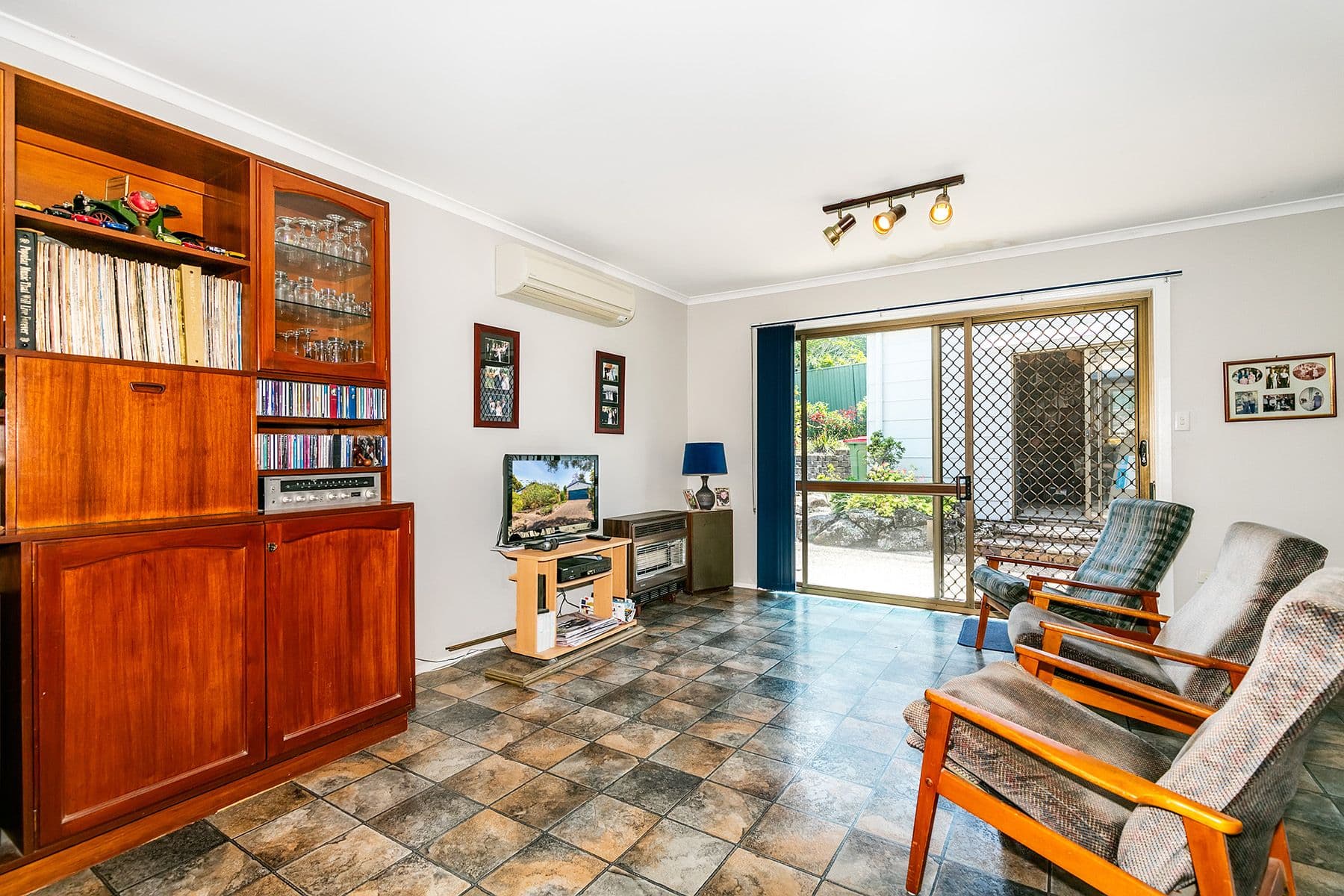 32 Osanna Street, Daisy Hill QLD 4127, Daisy Hill - Thumbnail 4