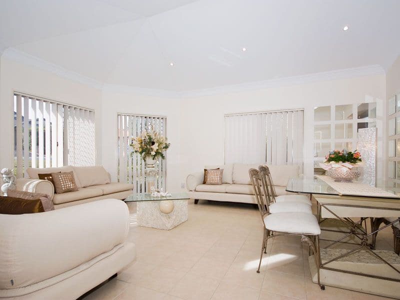 18 Balmoral Place, FOREST LAKE QLD 4078, Forest Lake - Thumbnail 2