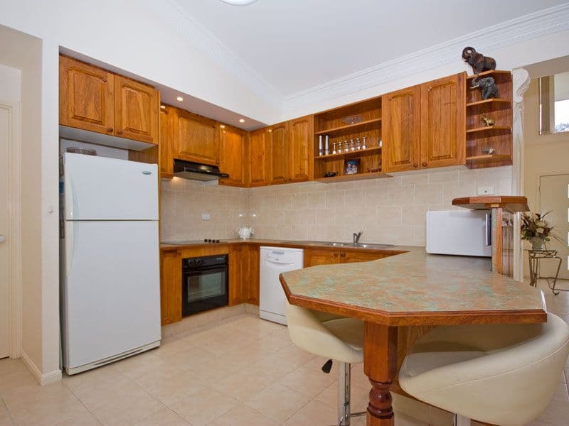 18 Balmoral Place, FOREST LAKE QLD 4078, Forest Lake - Thumbnail 5