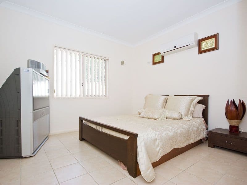 18 Balmoral Place, FOREST LAKE QLD 4078, Forest Lake - Thumbnail 6