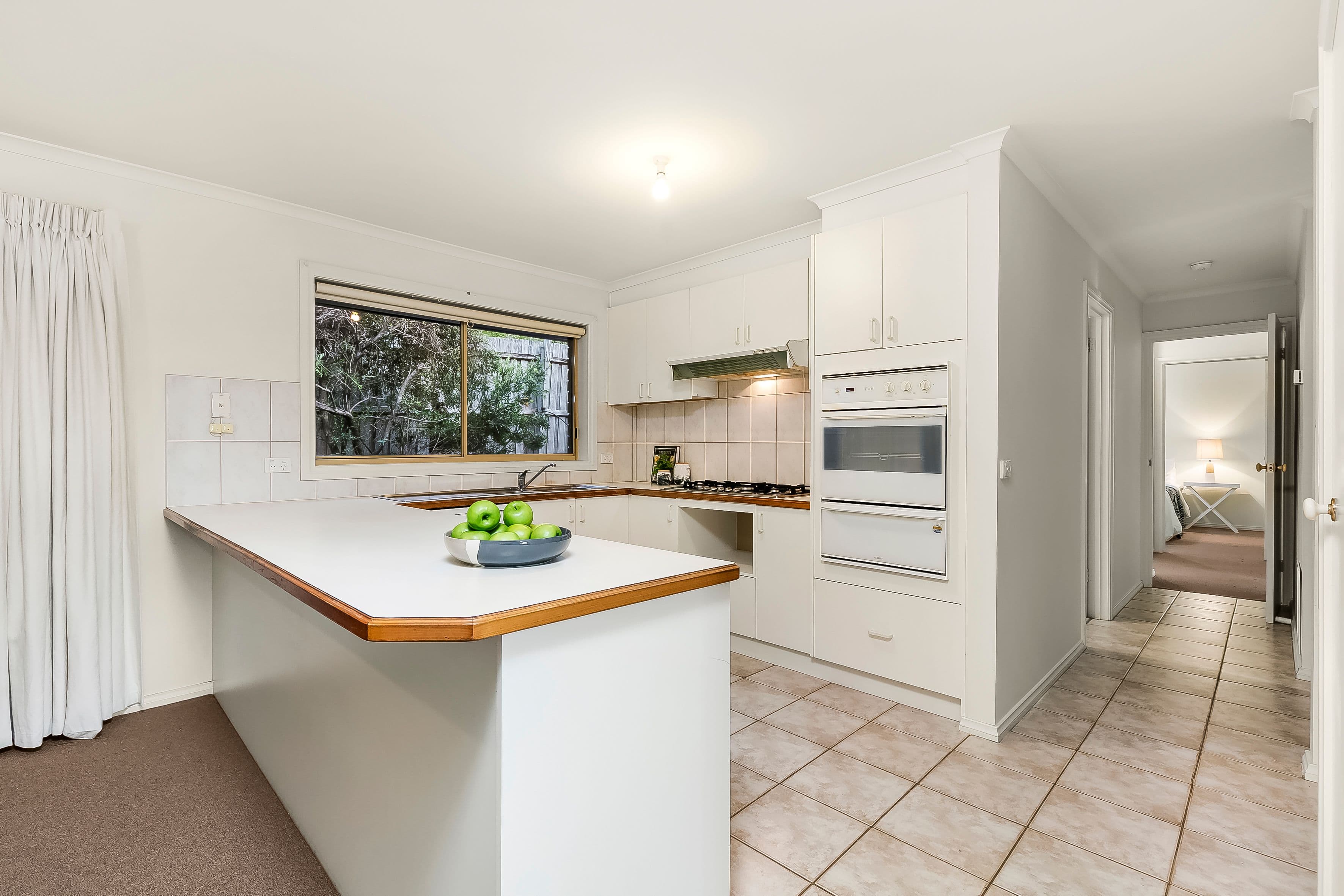 8 Olinda Street, Glen Waverley VIC 3150, Glen Waverley - Thumbnail 3