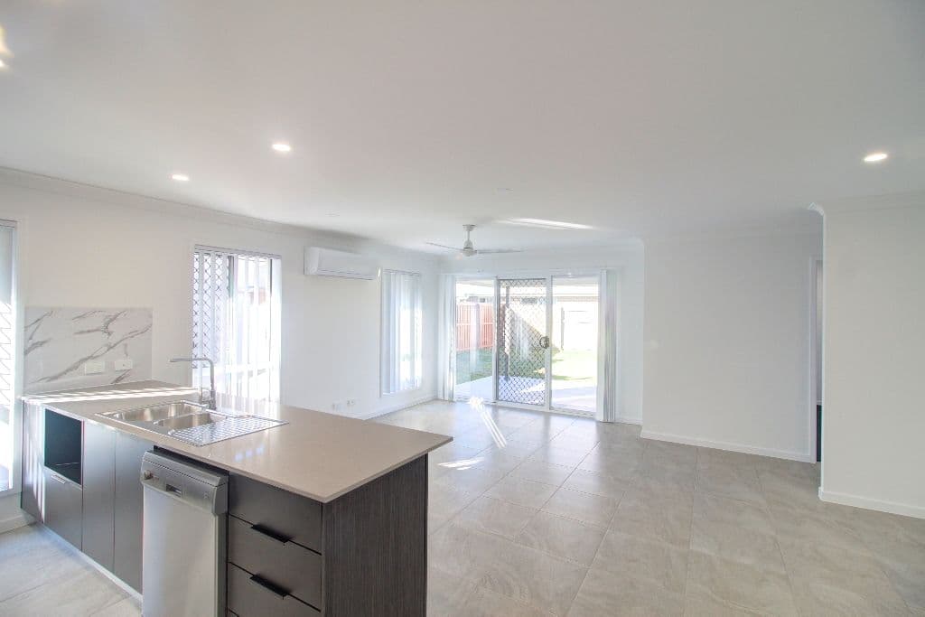3 Dennis Street, Walloon QLD 4306, Walloon - Thumbnail 6
