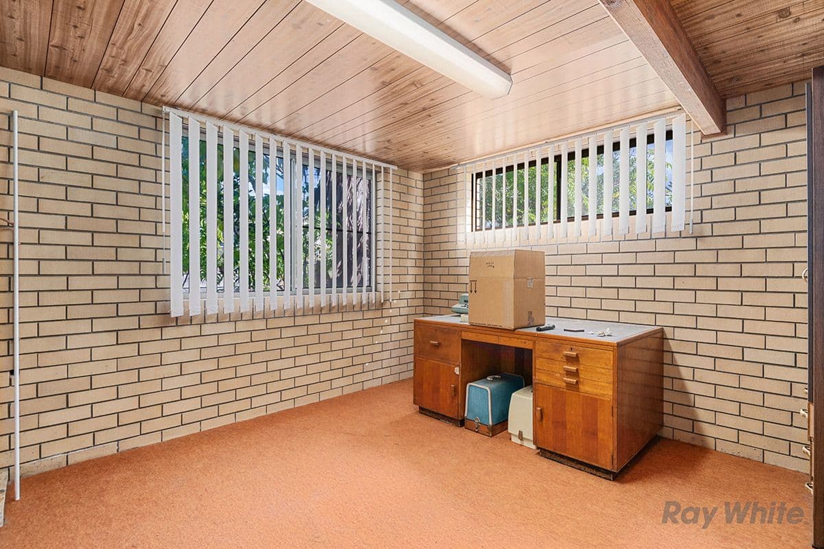 9 Mapleleaf Street, Eight Mile Plains QLD 4113, Eight Mile Plains - Thumbnail 8