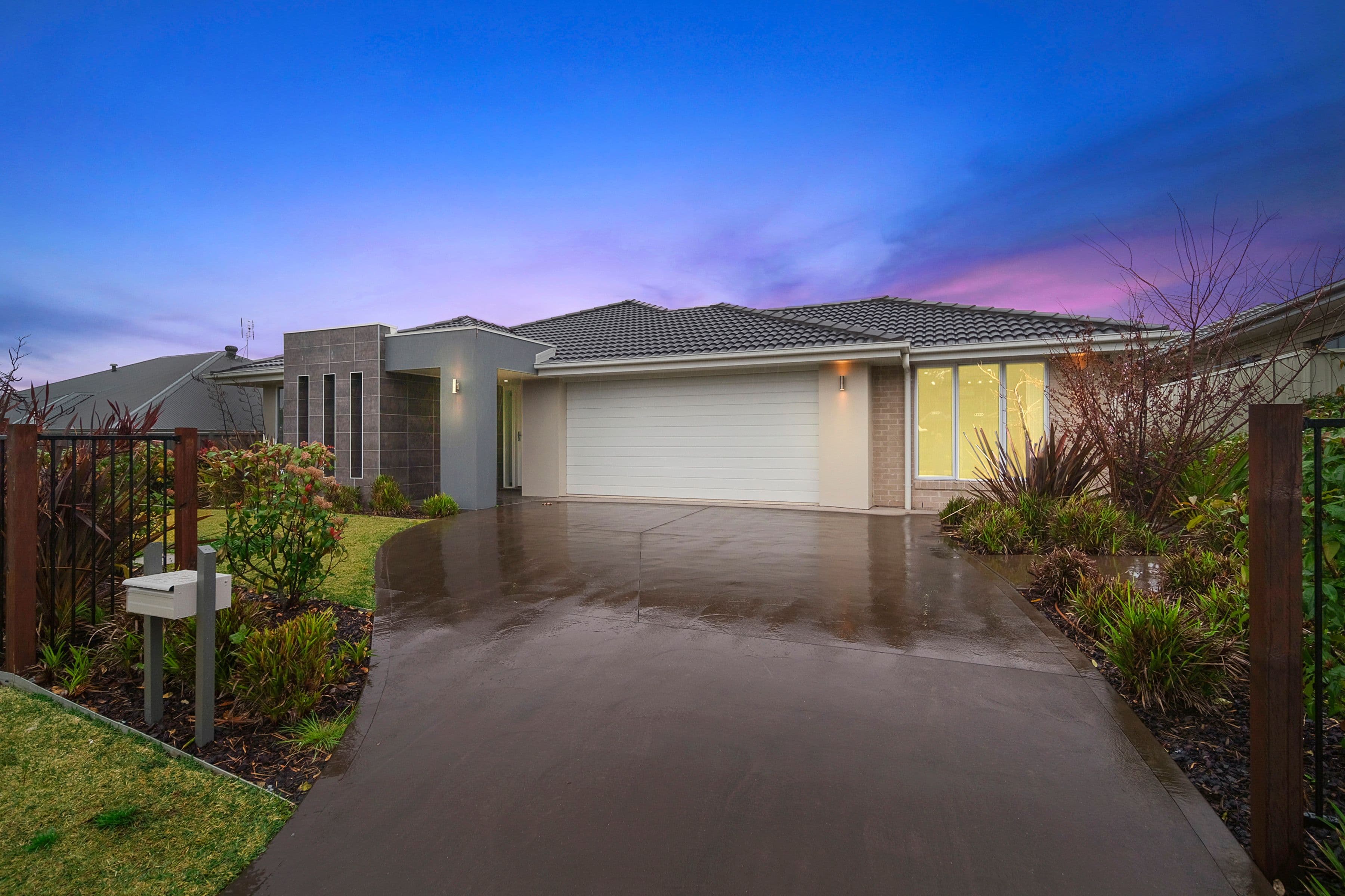 21 Wattlebird Avenue, Cooranbong - Image 1