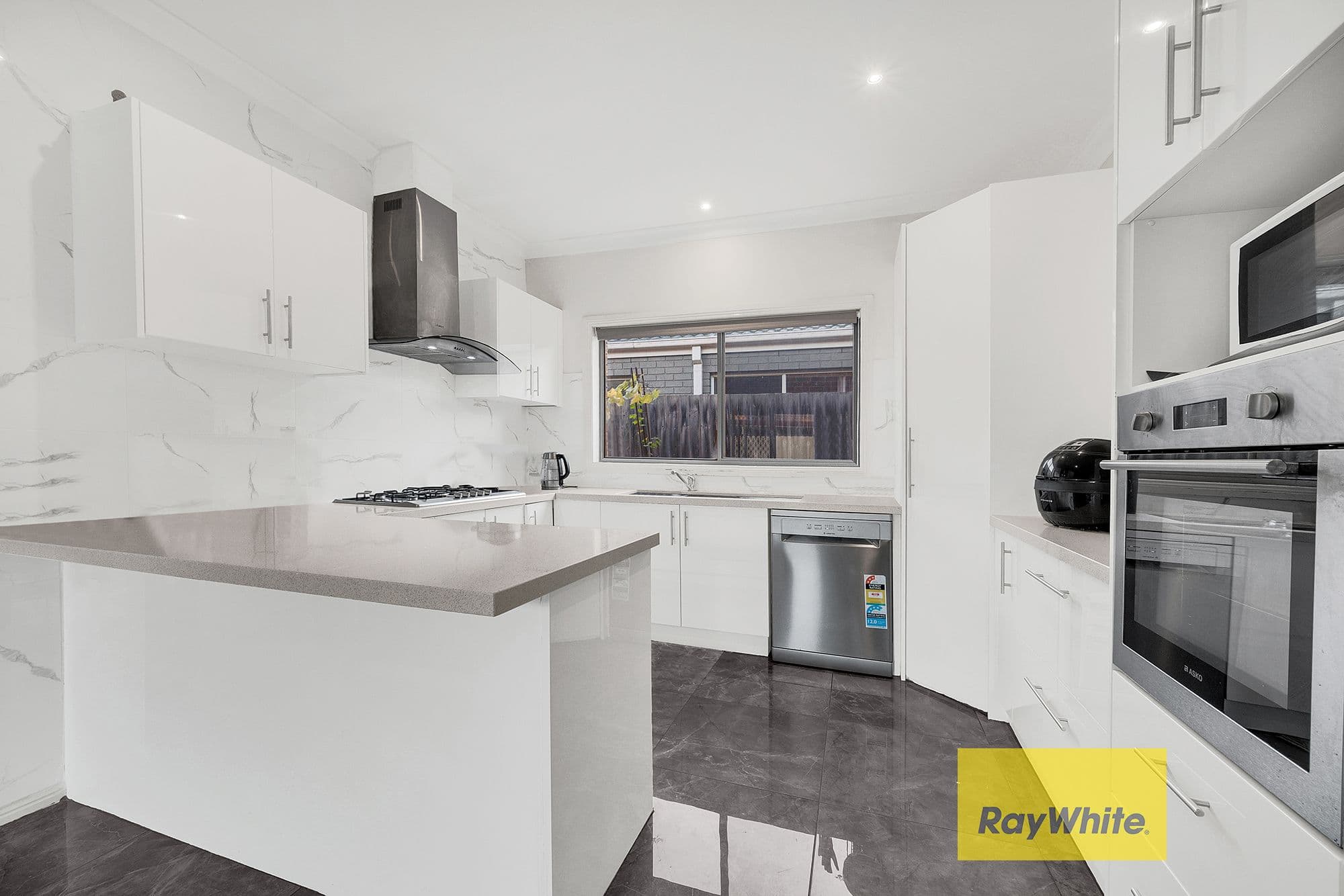 11 River Terrace, Hallam VIC 3803, Hallam - Thumbnail 2