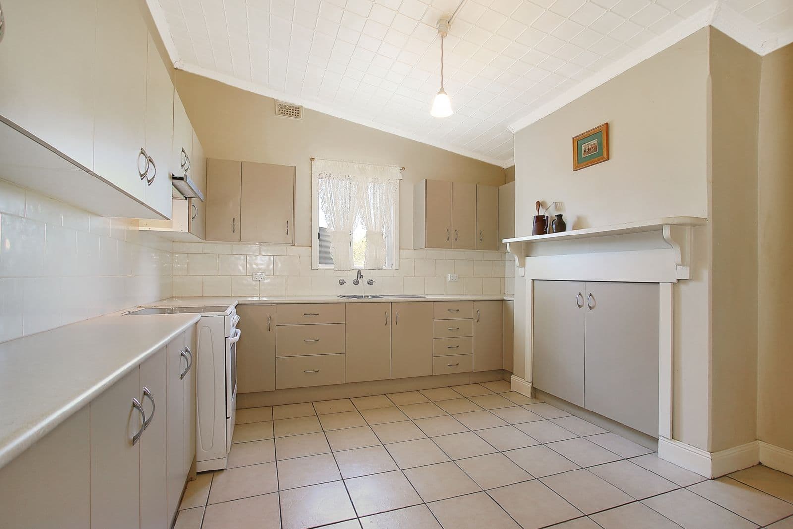 44 Allan Street, Henty NSW 2658, Henty - Thumbnail 2