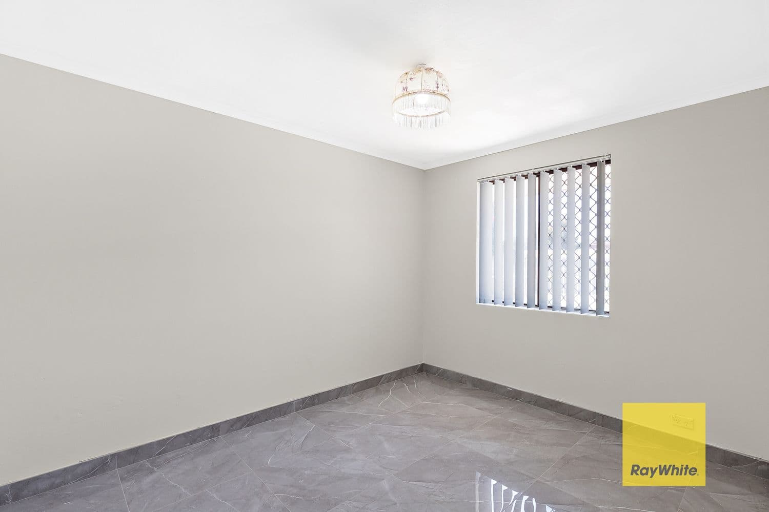 62 Murdoch Road, Thornlie WA 6108, Thornlie - Thumbnail 8