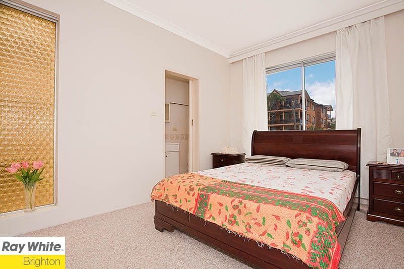 46 The Grand Parade, BRIGHTON-LE-SANDS NSW 2216, Brighton-Le-Sands - Thumbnail 2