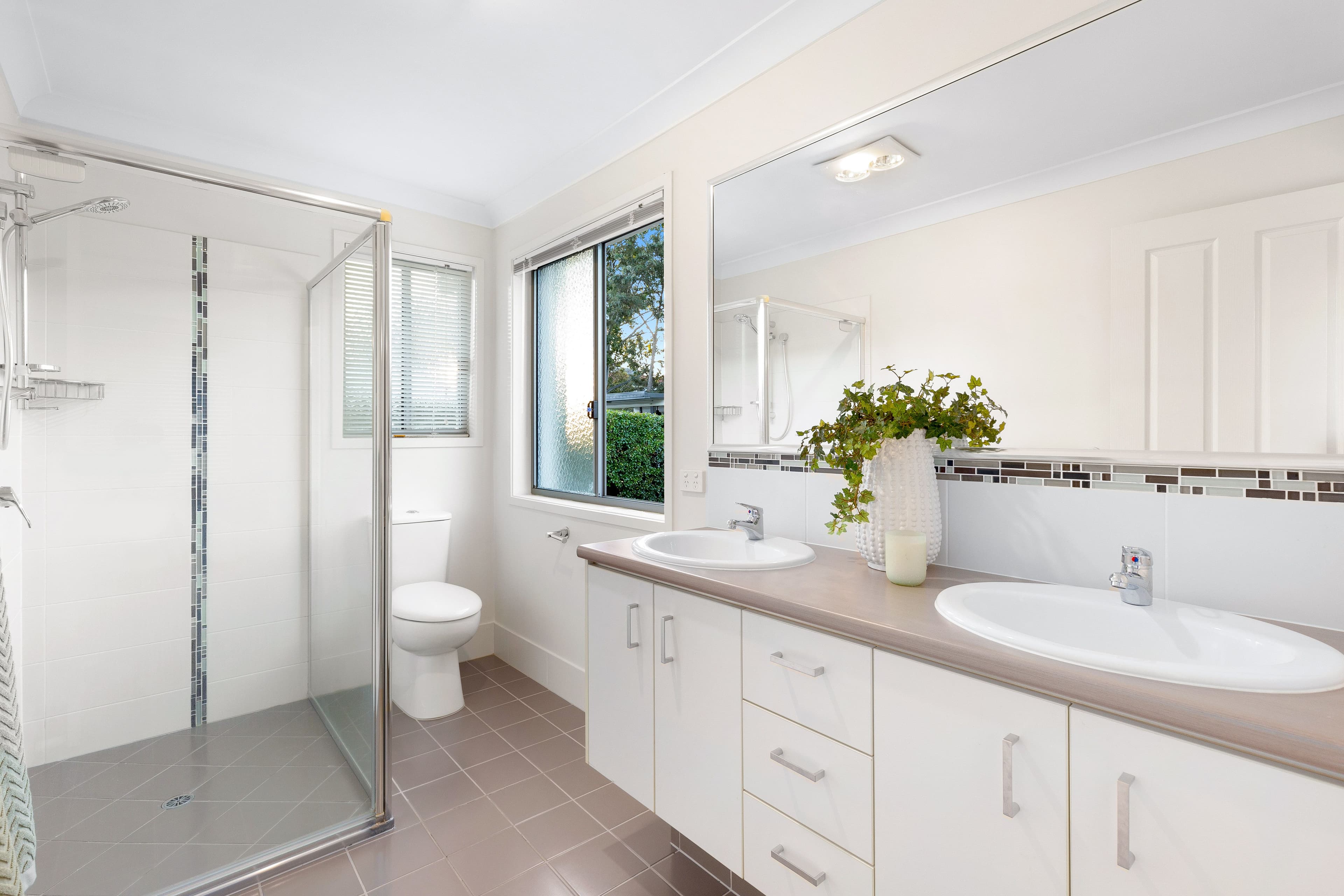 14 Patricia Drive, The Gap QLD 4061, The Gap - Thumbnail 8