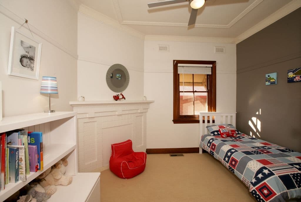 24 Macleay Street, TURVEY PARK NSW 2650, Turvey Park - Thumbnail 4