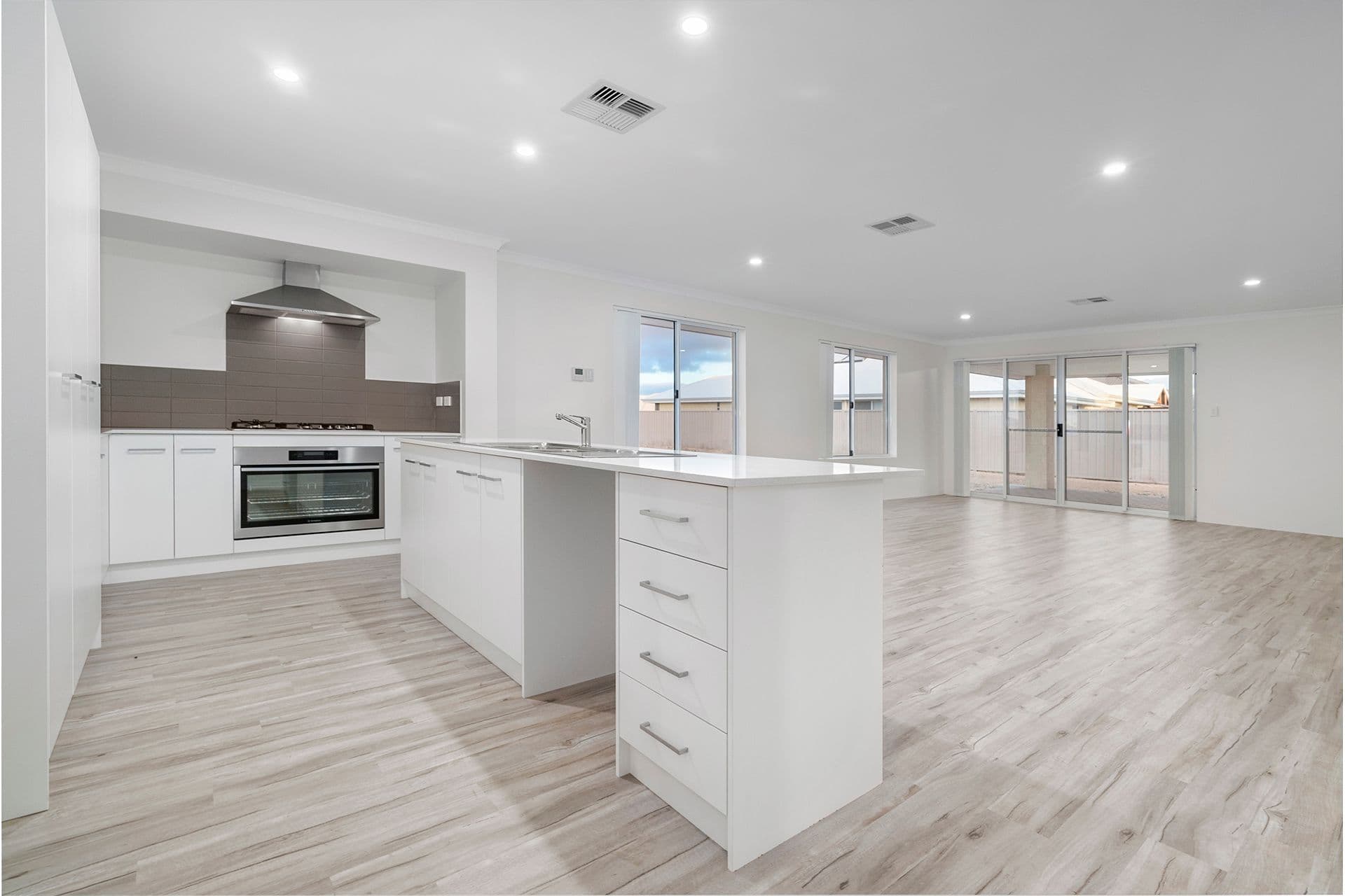 13 Schooner Pass, Glenfield WA 6532, Glenfield - Thumbnail 4
