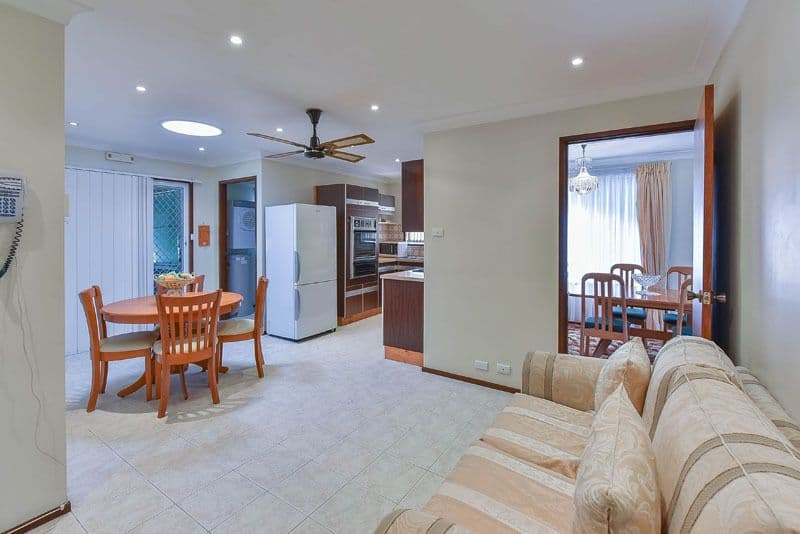 10 Lancia Drive, Ingleburn - Thumbnail 2