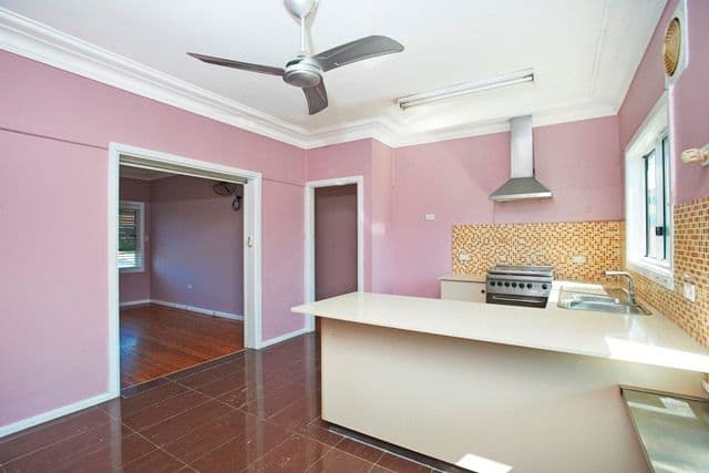 5 Brelogail Street, NORTHMEAD NSW 2152, Northmead - Thumbnail 2